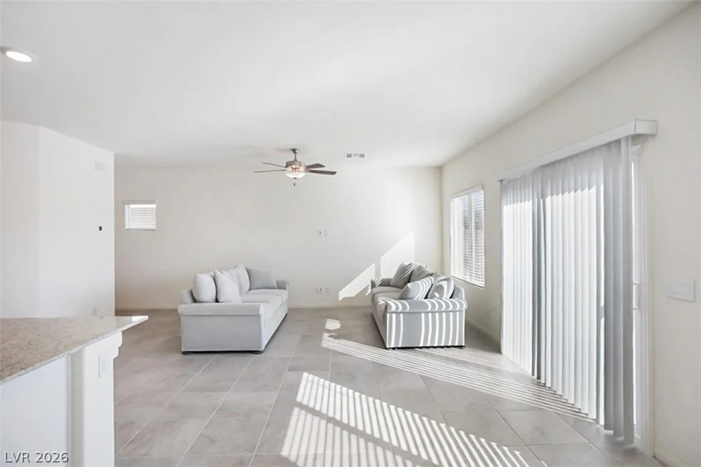 1656 Bonnie Bay, North Las Vegas, NV 89084