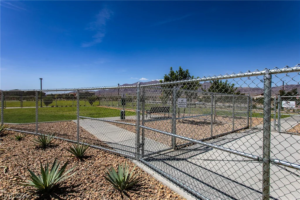 1656 Bonnie Bay, North Las Vegas, NV 89084