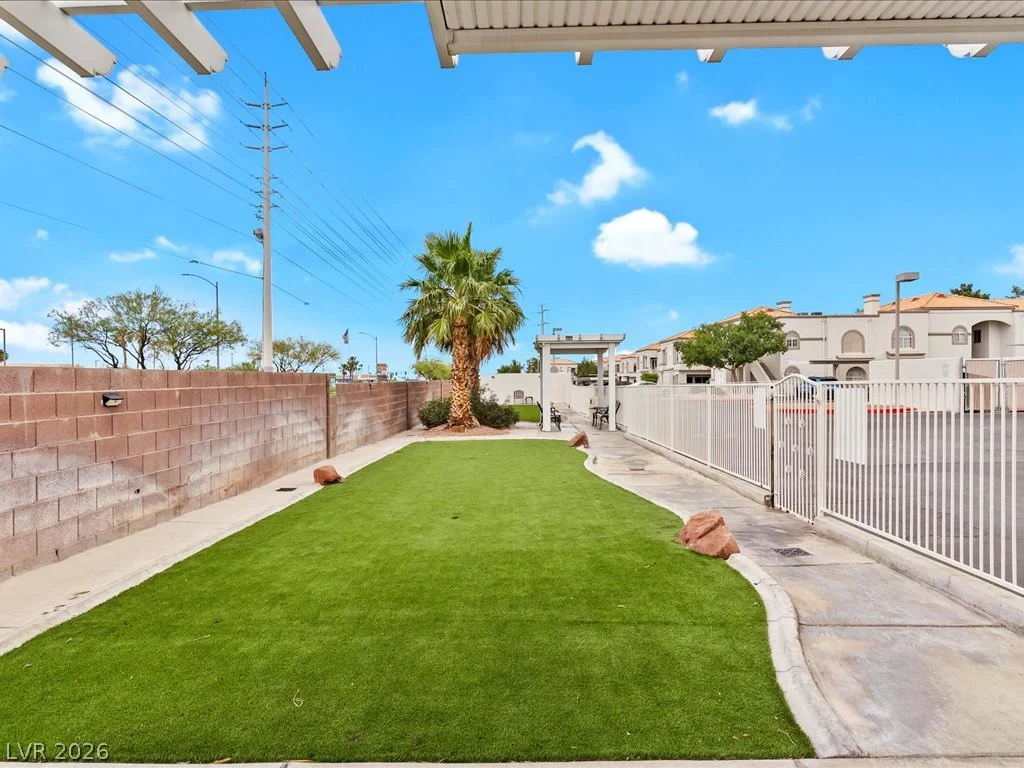 3125 Buffalo, Las Vegas, NV 89128