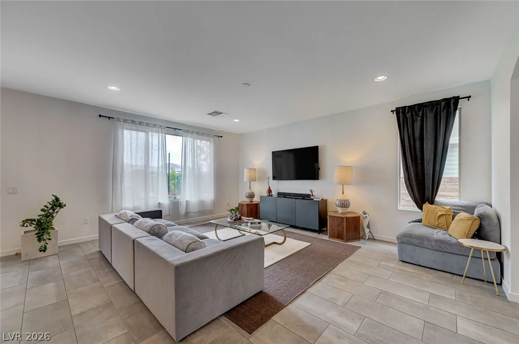 2557 Iron Crest, Las Vegas, NV 89138