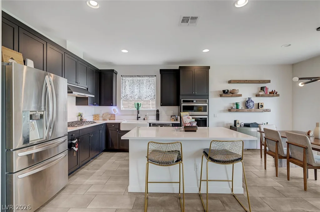 2557 Iron Crest, Las Vegas, NV 89138