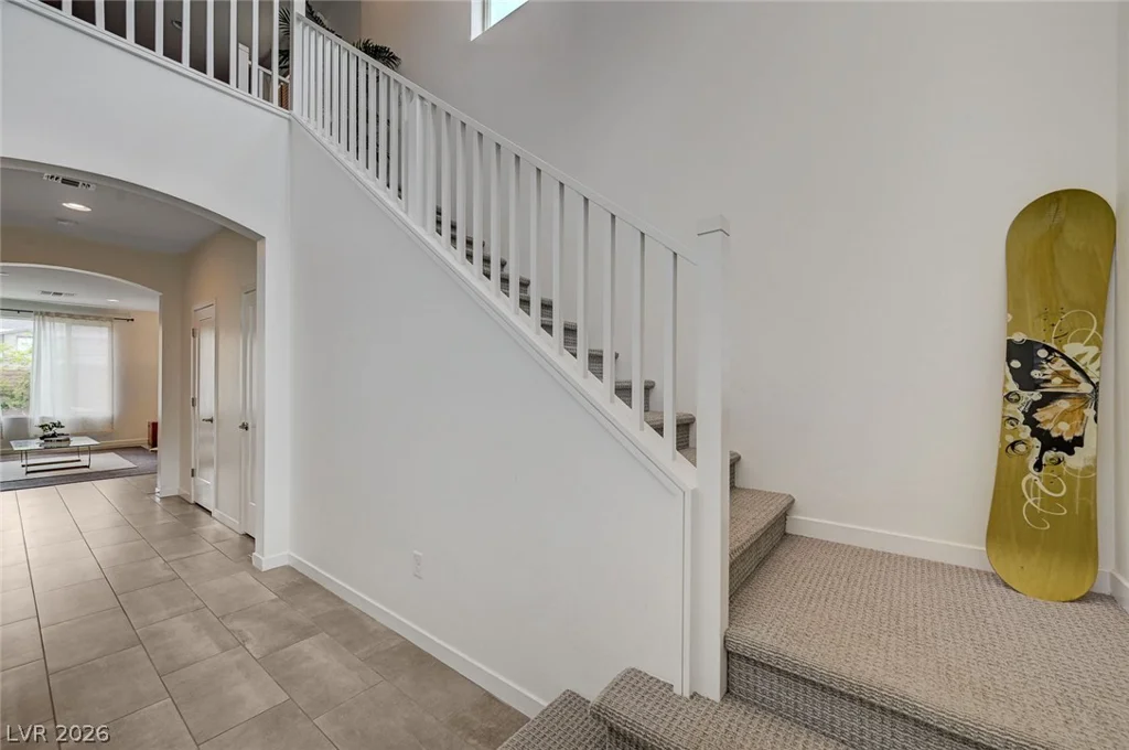 2557 Iron Crest, Las Vegas, NV 89138