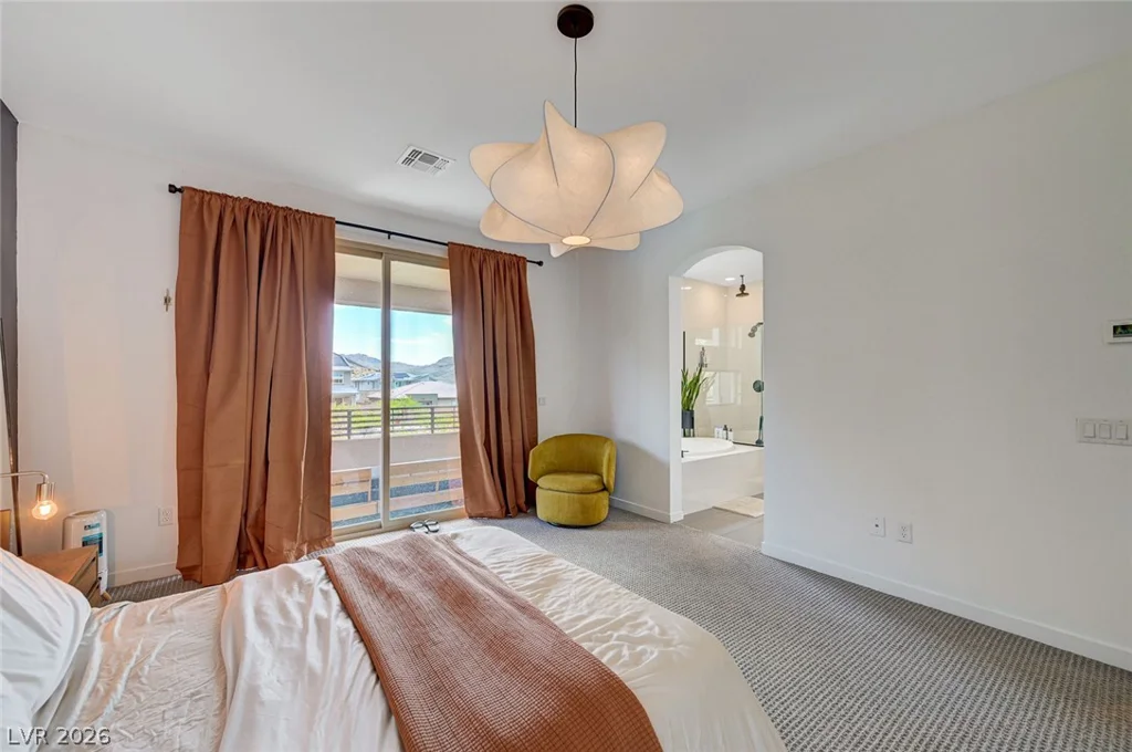 2557 Iron Crest, Las Vegas, NV 89138