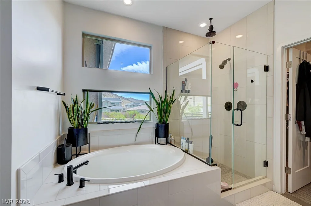 2557 Iron Crest, Las Vegas, NV 89138