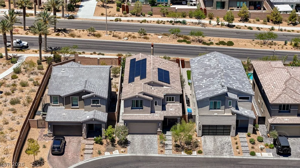 2557 Iron Crest, Las Vegas, NV 89138