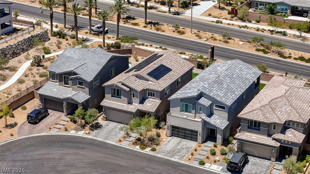2557 Iron Crest, Las Vegas, NV 89138