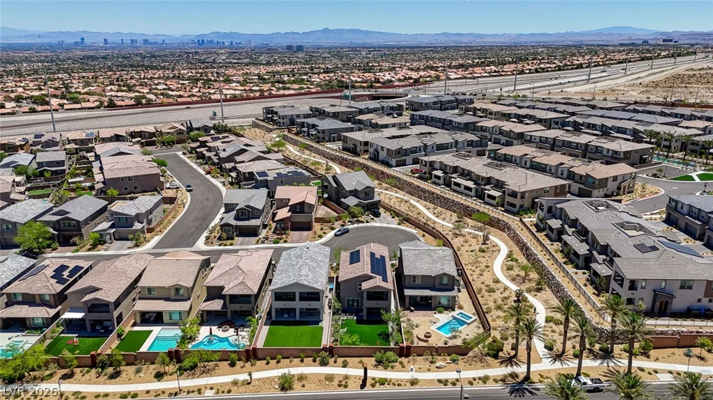 2557 Iron Crest, Las Vegas, NV 89138