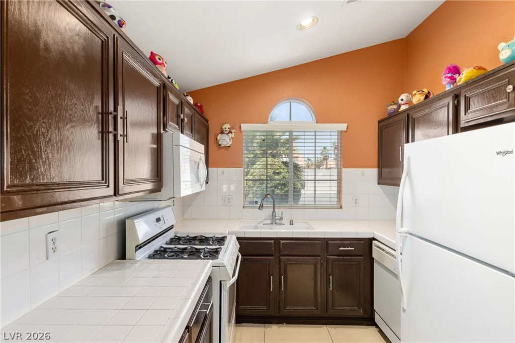 3634 Blue Dawn, North Las Vegas, NV 89032