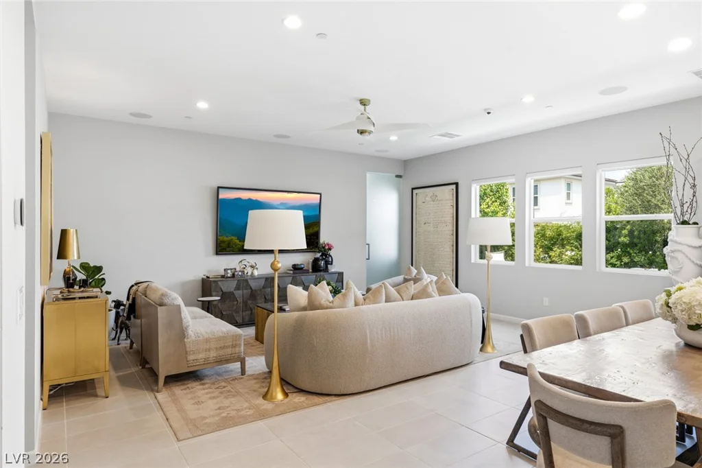 10196 Sequoia Glen, Las Vegas, NV 89166
