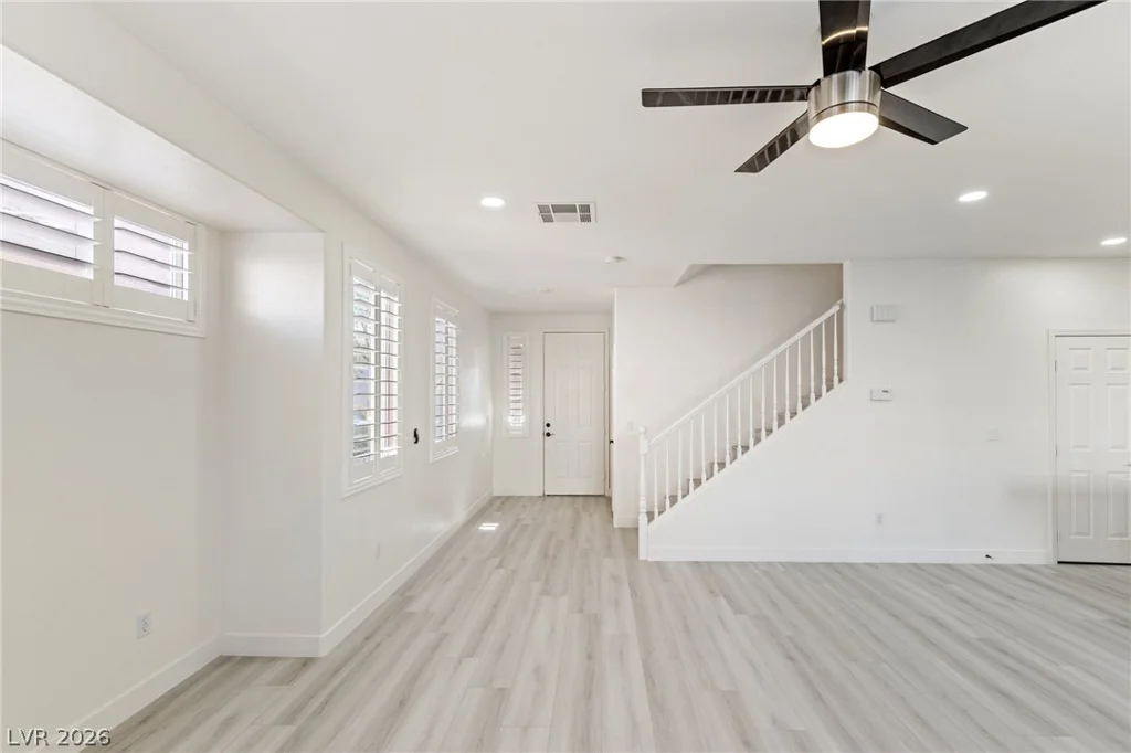 6856 Scarlet Flax, Las Vegas, NV 89148