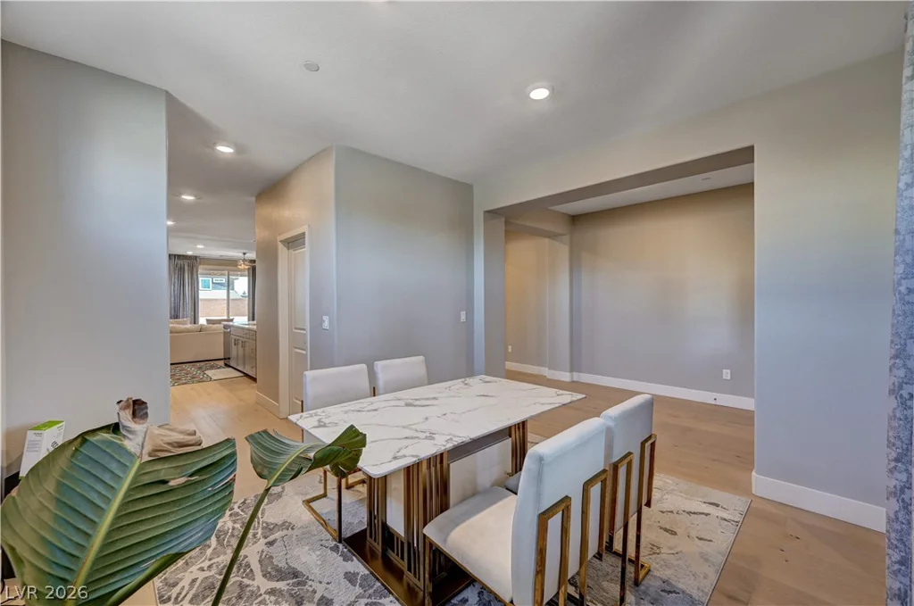 7572 Mount Spokane, Las Vegas, NV 89113