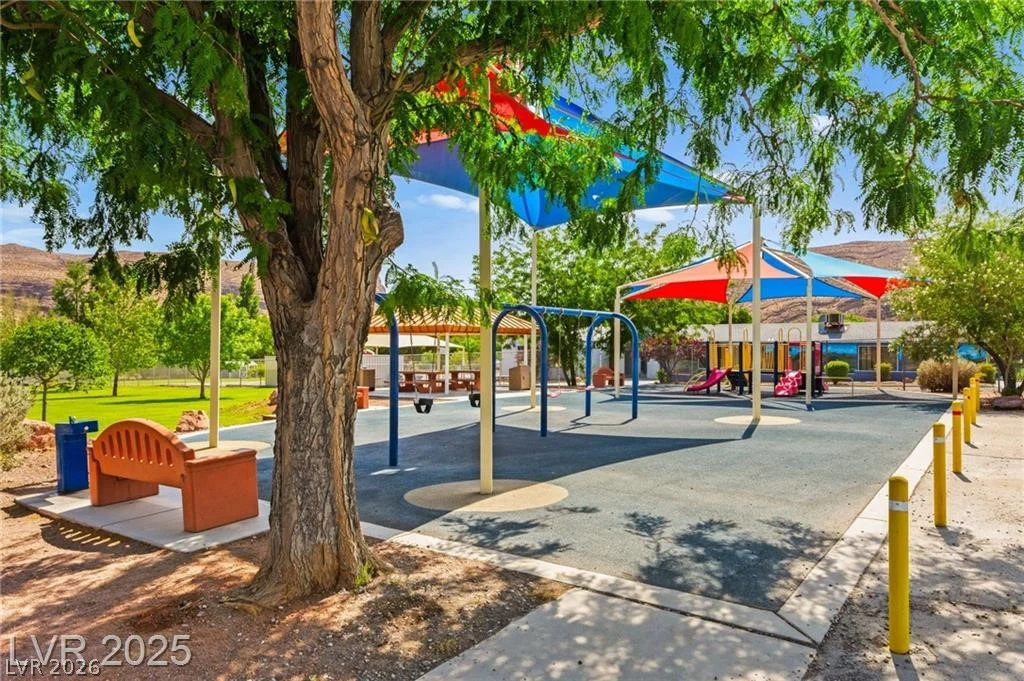 100 Spanish, Las Vegas, NV 89110