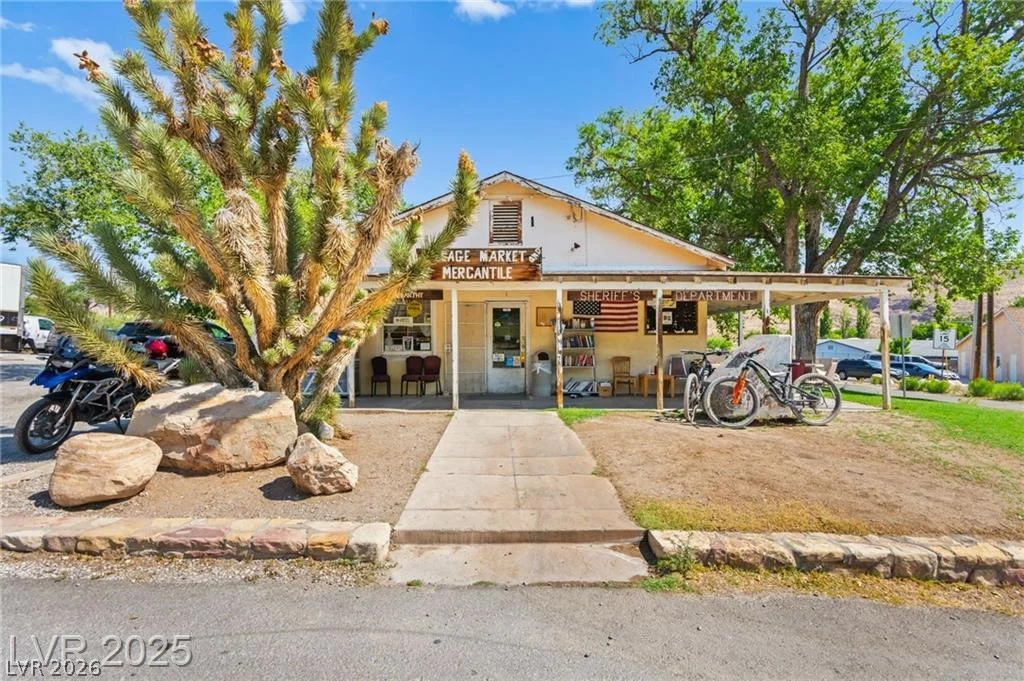 100 Spanish, Las Vegas, NV 89110