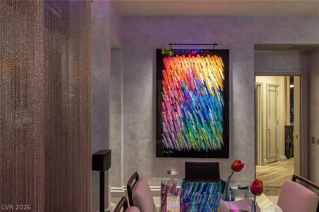 2877 Paradise, Las Vegas, NV 89109