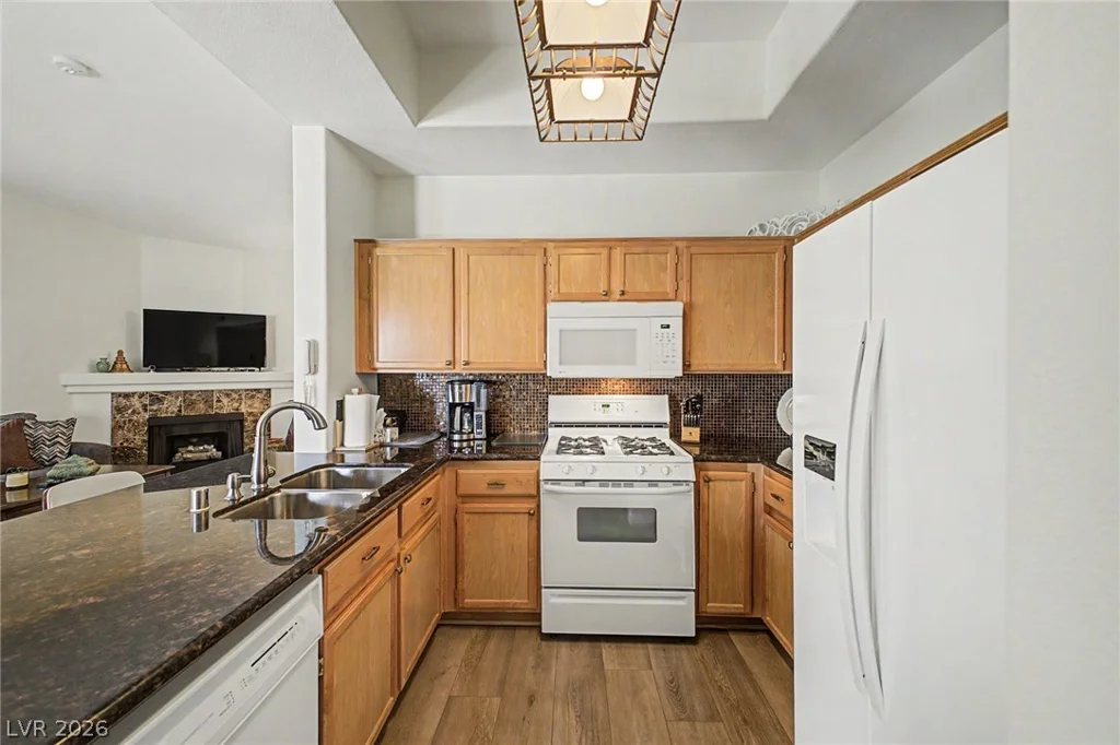 700 Carnegie, Henderson, NV 89052