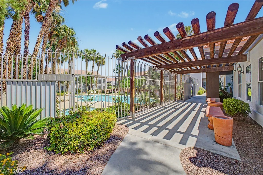700 Carnegie, Henderson, NV 89052