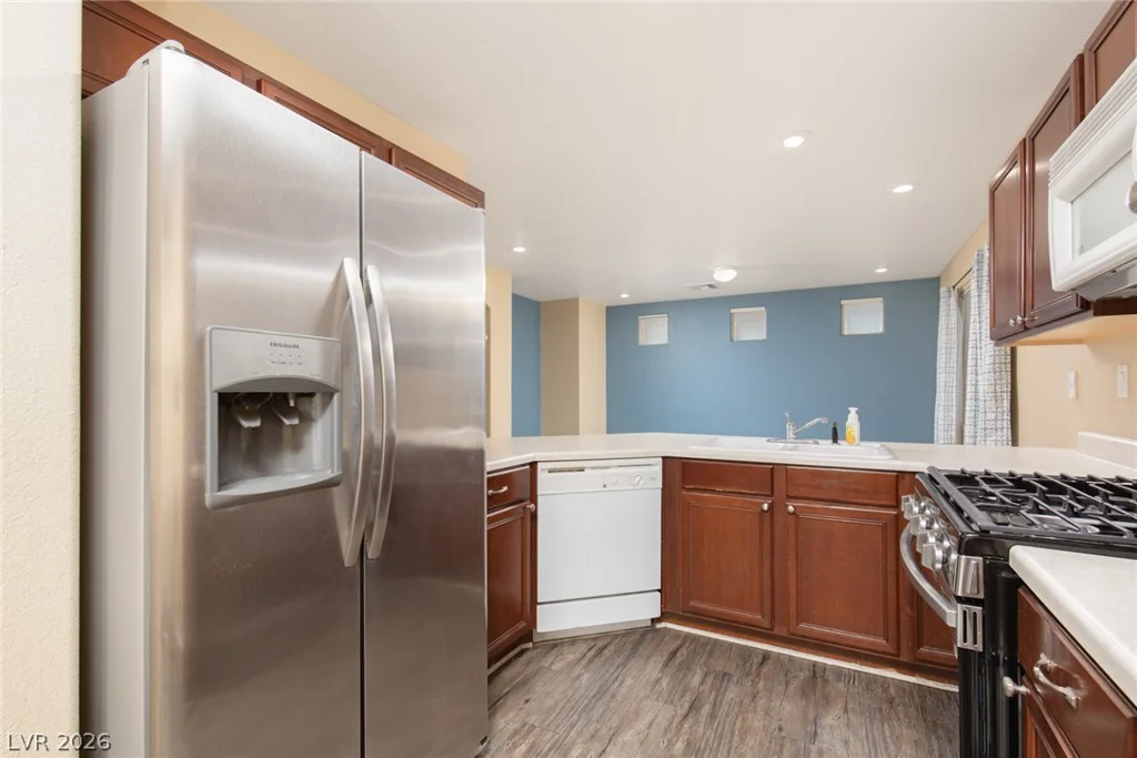 9155 McGinnis, Las Vegas, NV 89148