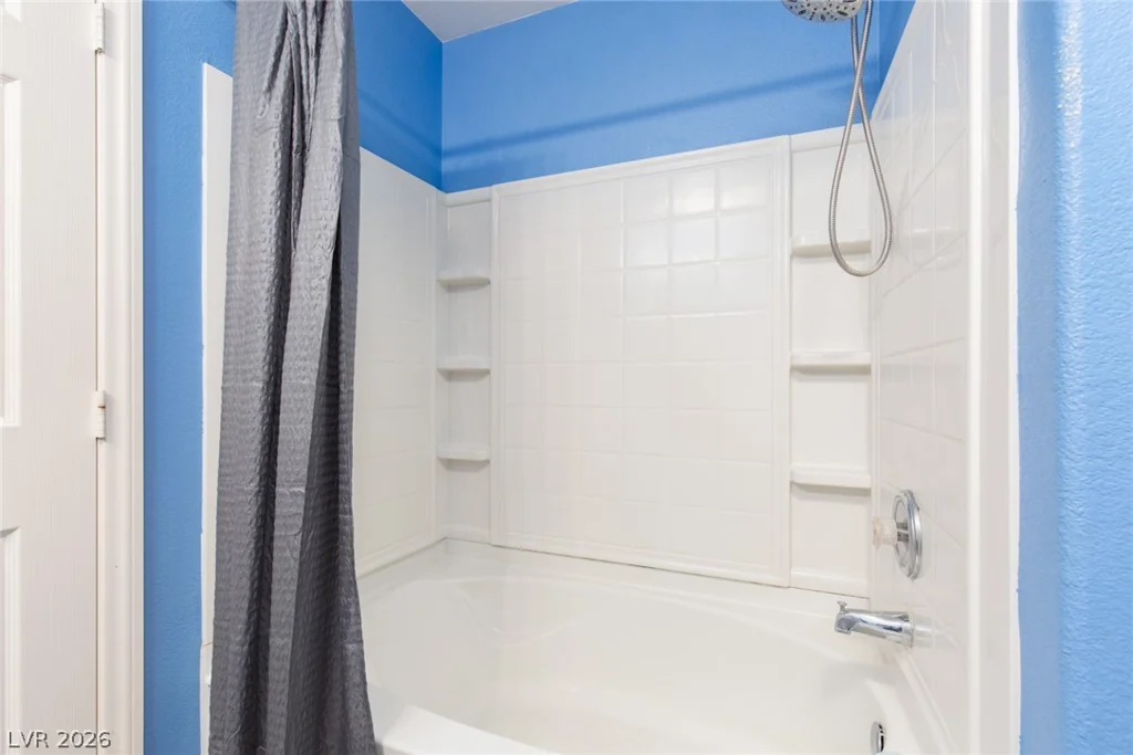 9155 McGinnis, Las Vegas, NV 89148