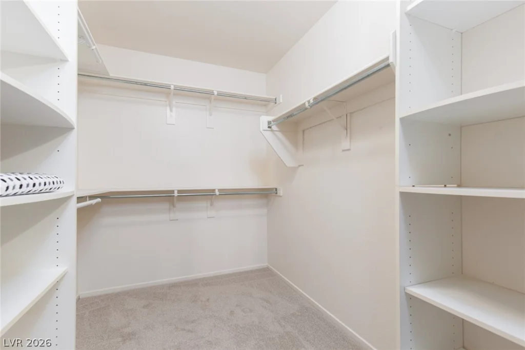 9155 McGinnis, Las Vegas, NV 89148