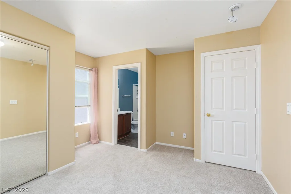 9155 McGinnis, Las Vegas, NV 89148