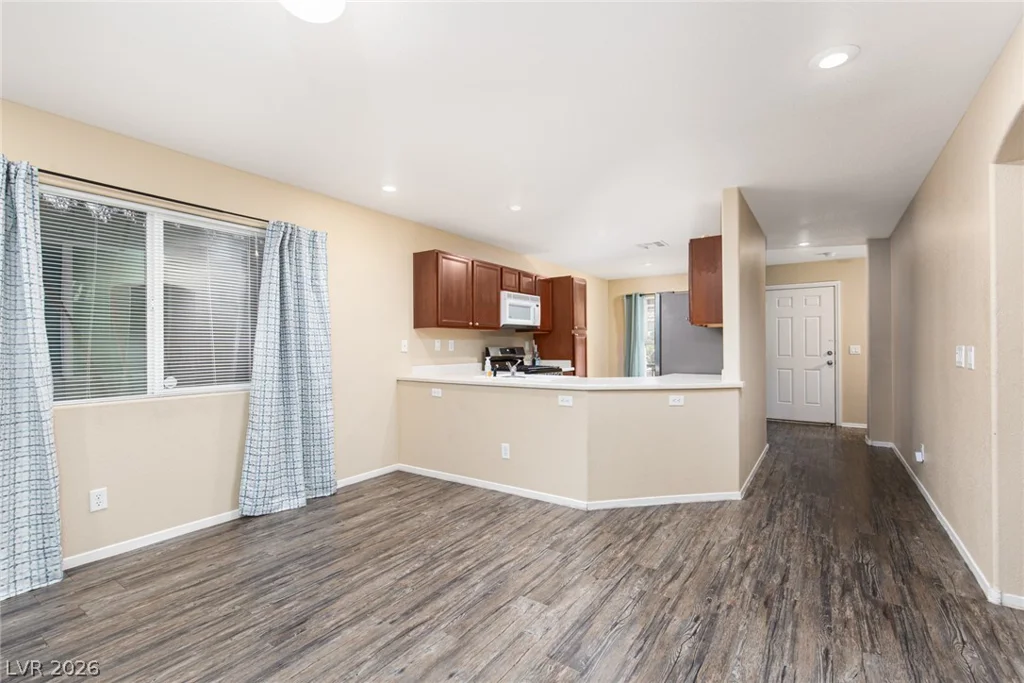 9155 McGinnis, Las Vegas, NV 89148