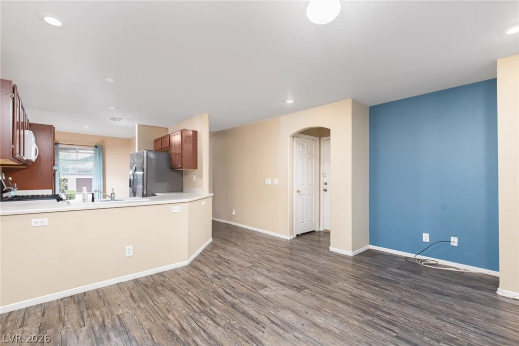 9155 McGinnis, Las Vegas, NV 89148