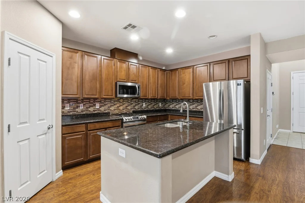 10441 Mount Washington, Las Vegas, NV 89166