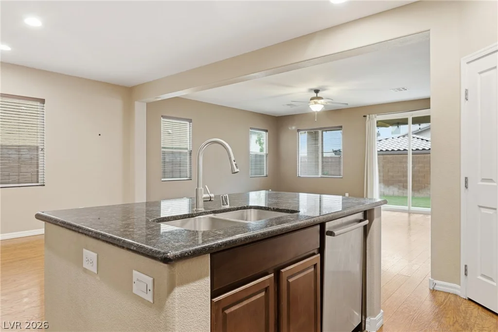 10441 Mount Washington, Las Vegas, NV 89166