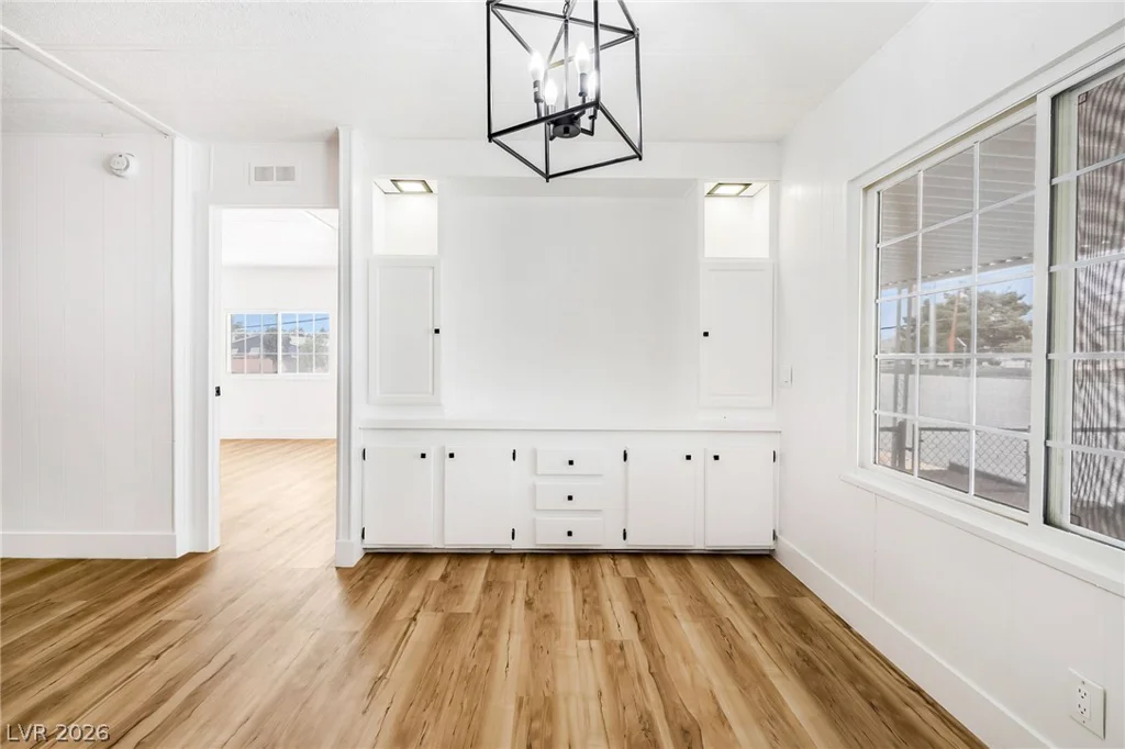 5358 Tupelo, Las Vegas, NV 89122