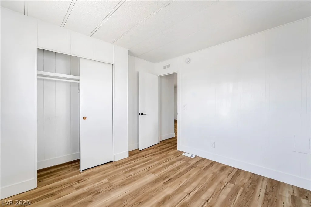 5358 Tupelo, Las Vegas, NV 89122