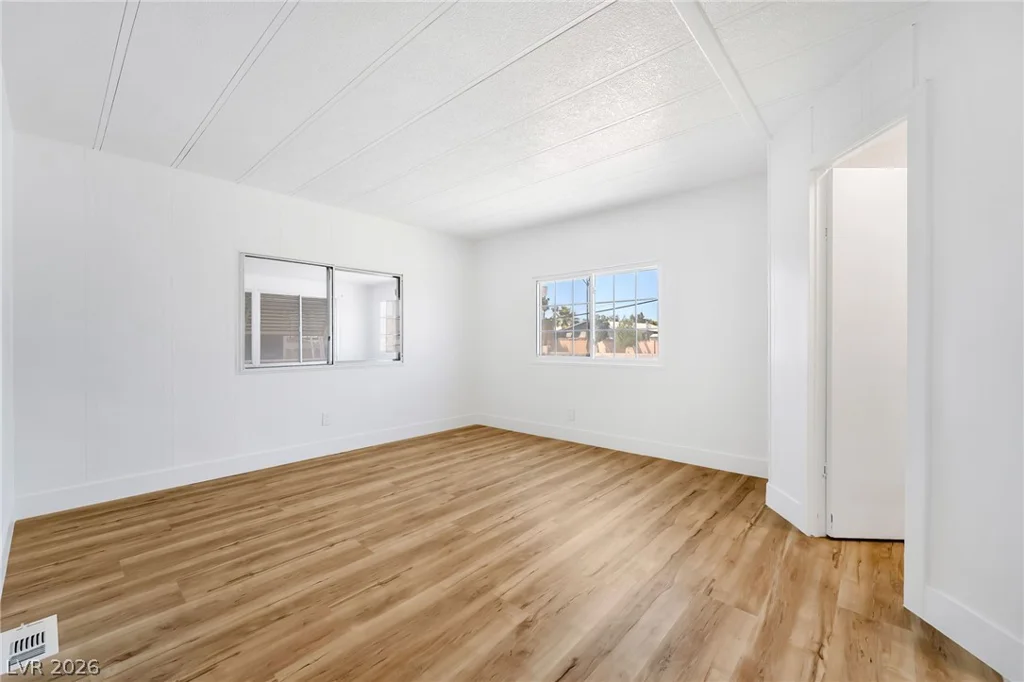5358 Tupelo, Las Vegas, NV 89122