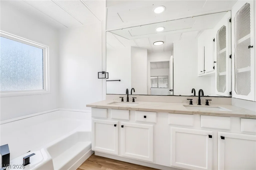 5358 Tupelo, Las Vegas, NV 89122