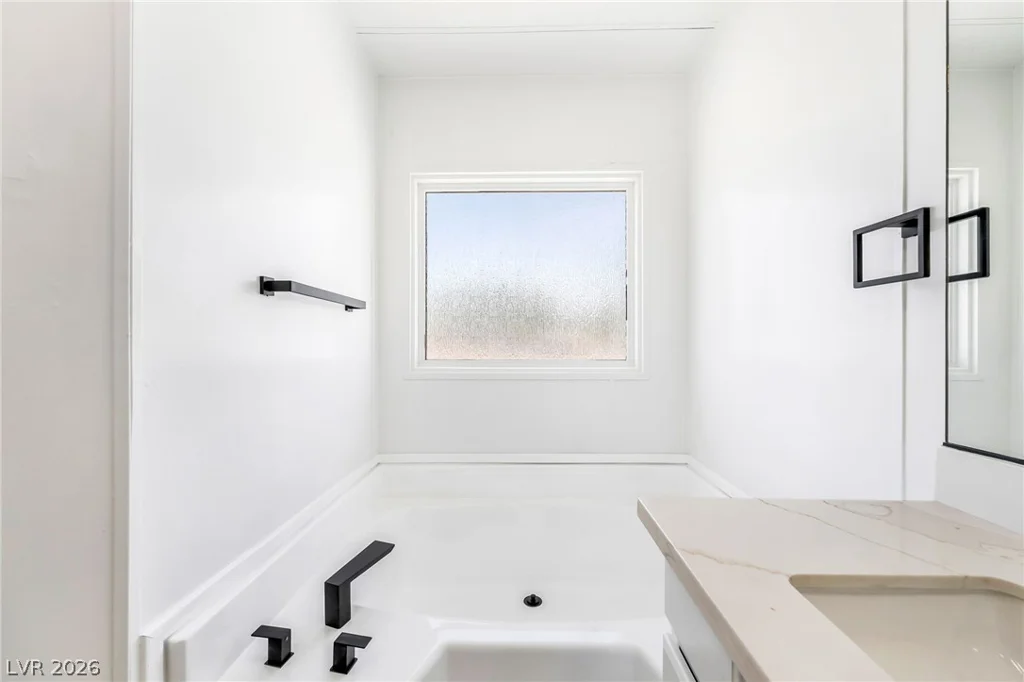 5358 Tupelo, Las Vegas, NV 89122
