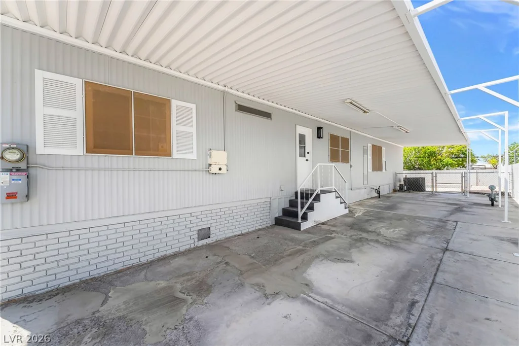 5358 Tupelo, Las Vegas, NV 89122