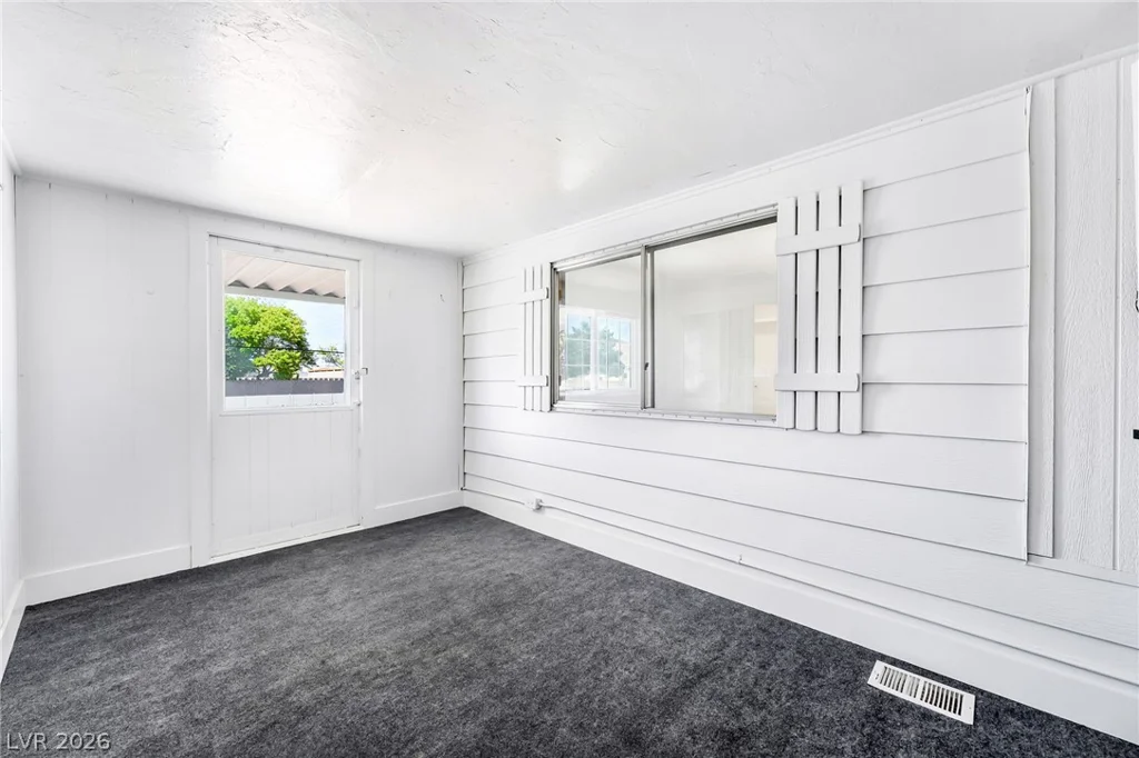 5358 Tupelo, Las Vegas, NV 89122