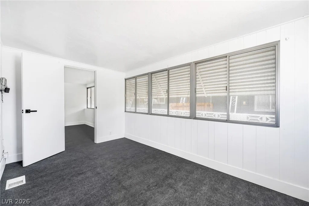5358 Tupelo, Las Vegas, NV 89122