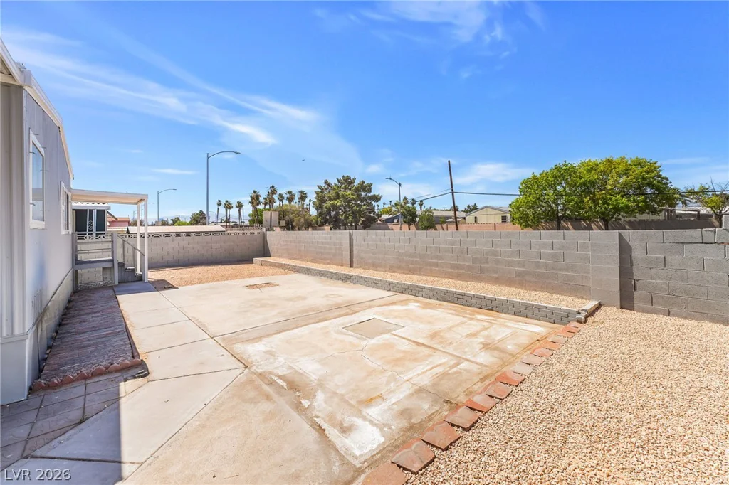 5358 Tupelo, Las Vegas, NV 89122