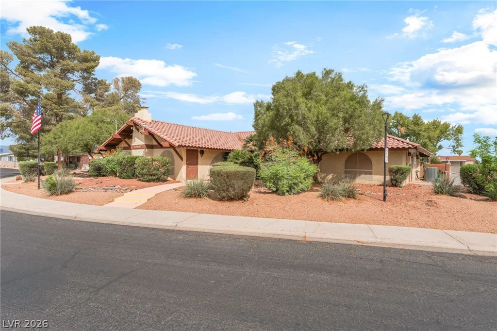 5358 Tupelo, Las Vegas, NV 89122