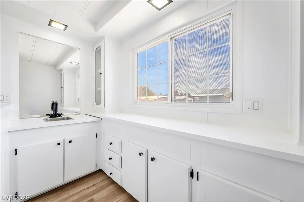 5358 Tupelo, Las Vegas, NV 89122