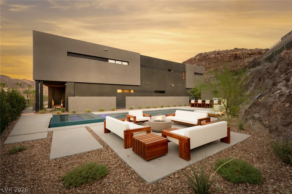 625 Sleeping Dragon, Henderson, NV 89012