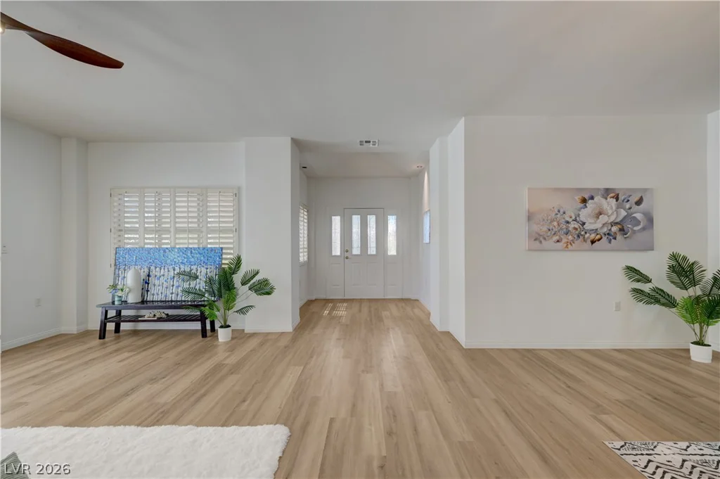 332 Wild Plum, Las Vegas, NV 89107