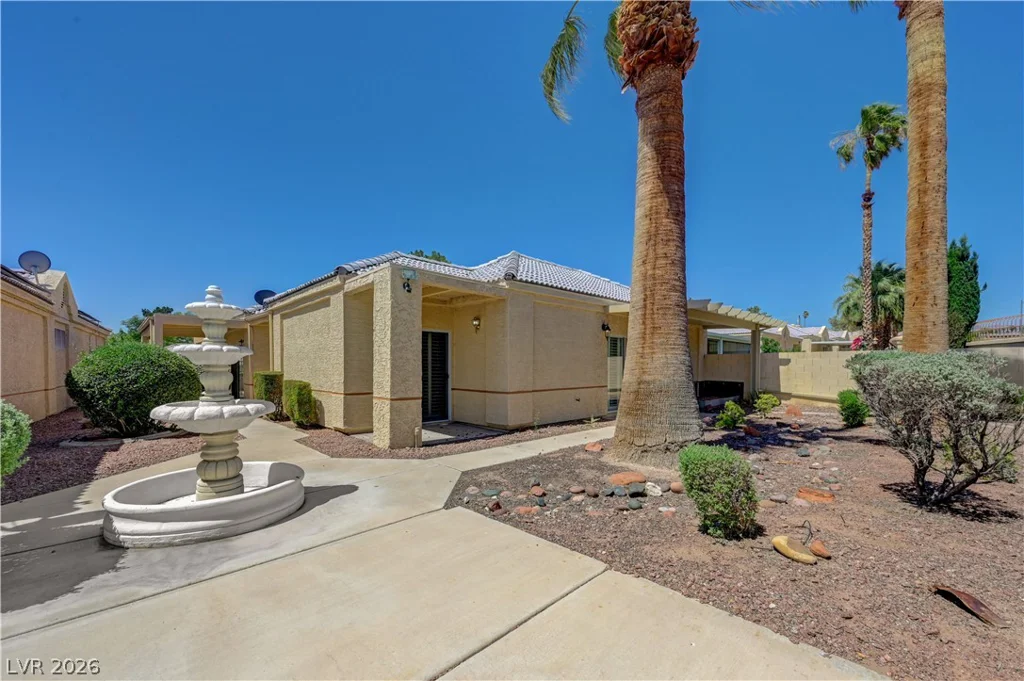 332 Wild Plum, Las Vegas, NV 89107