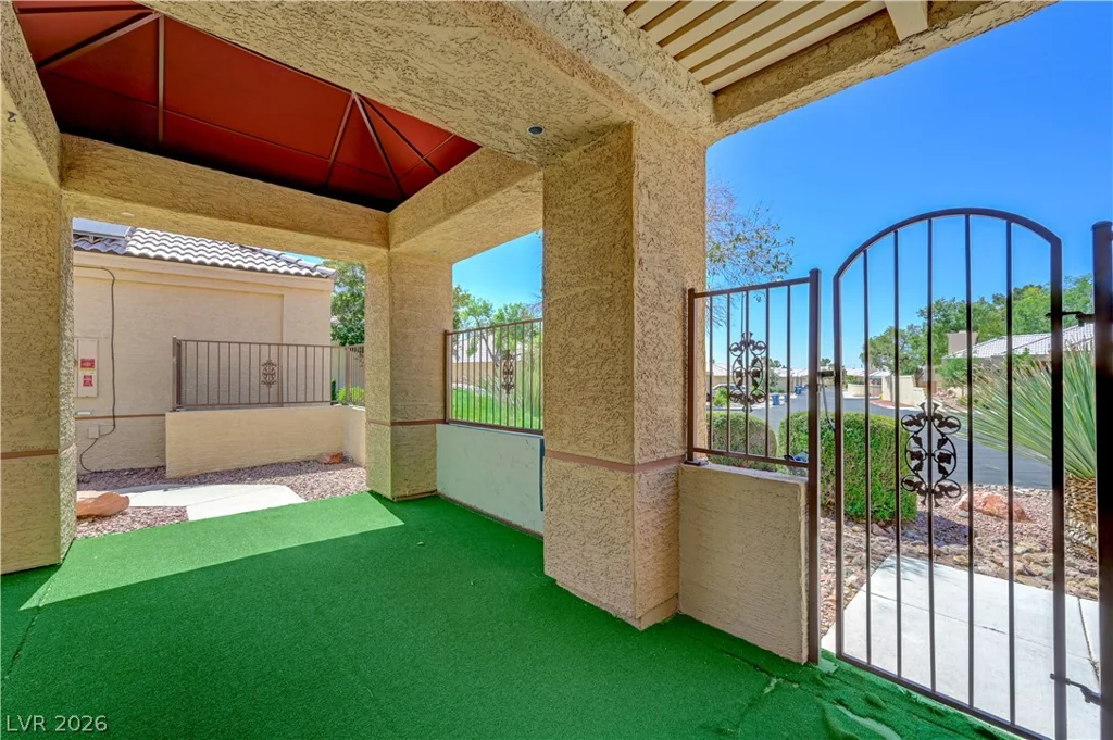 332 Wild Plum, Las Vegas, NV 89107