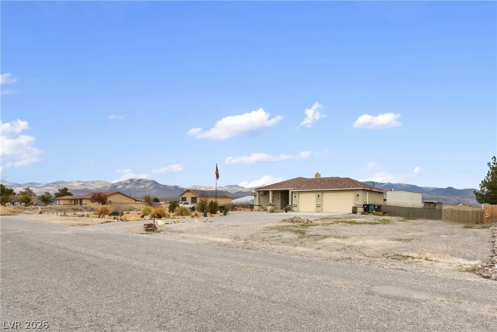 3551 Mallard, Pahrump, NV 89048