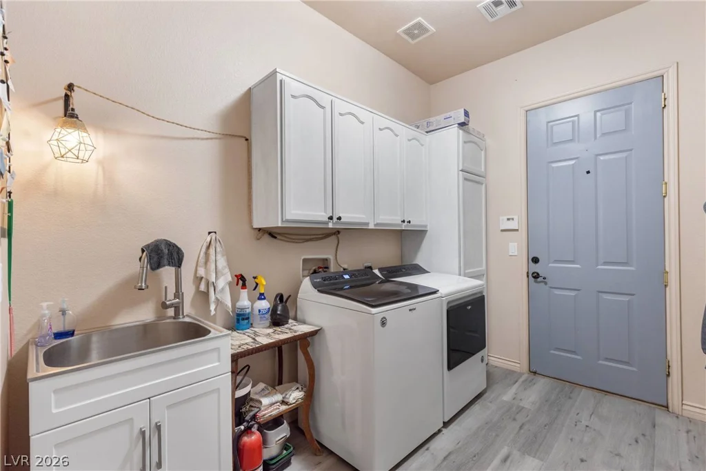3551 Mallard, Pahrump, NV 89048