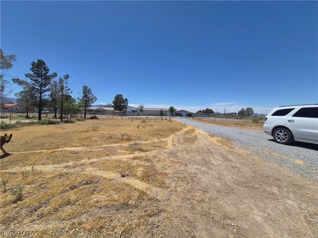 6201 Surrey, Pahrump, NV 89048