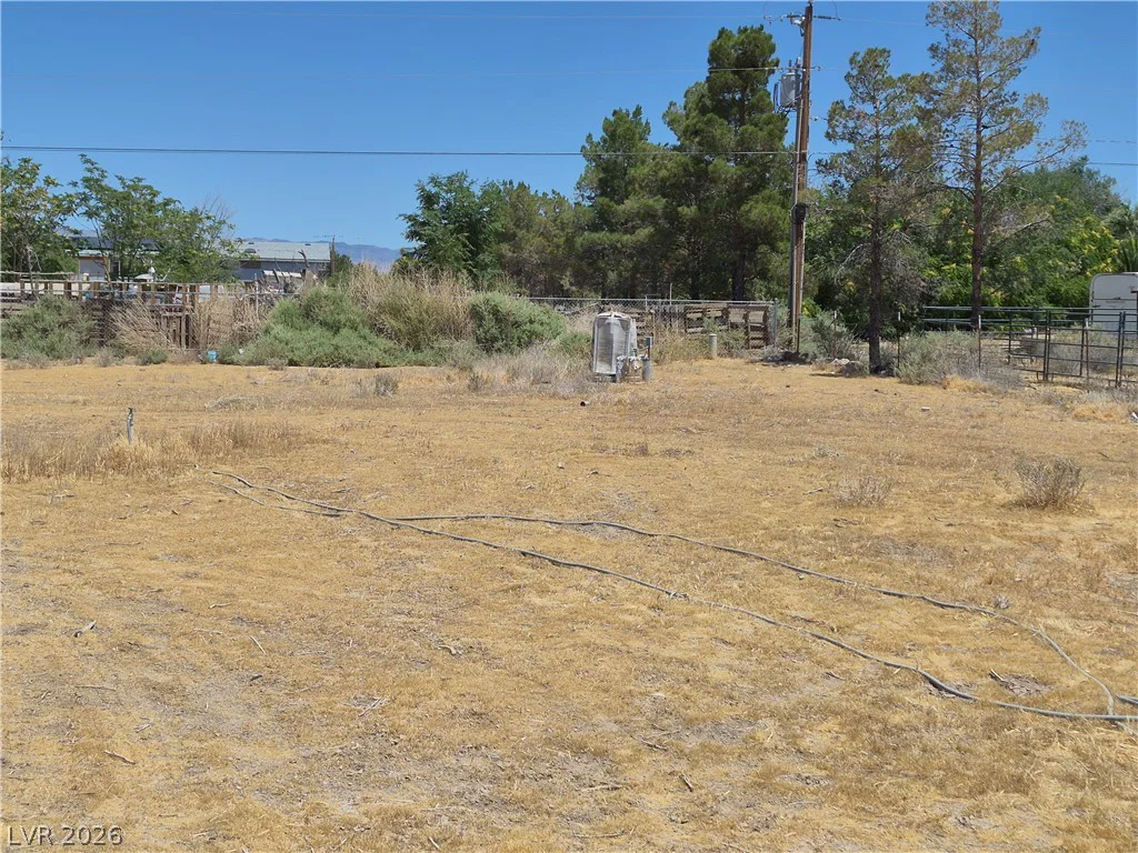 6201 Surrey, Pahrump, NV 89048