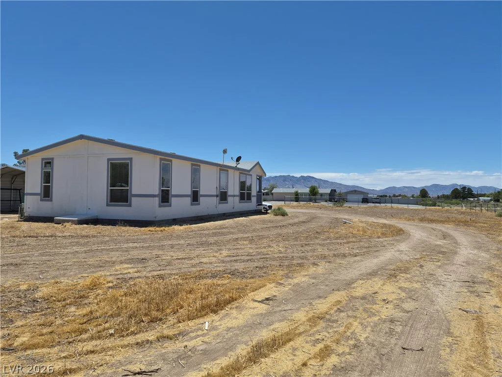 6201 Surrey, Pahrump, NV 89048