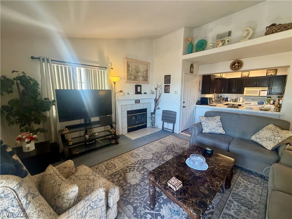 2725 Nellis, Las Vegas, NV 89121
