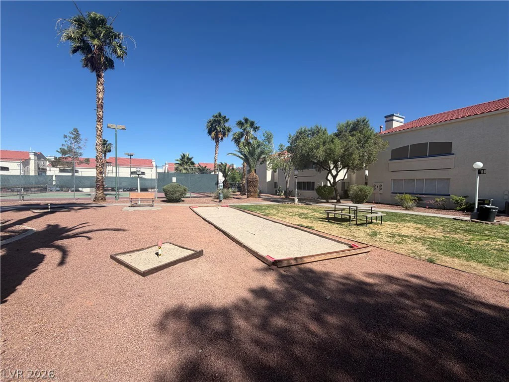 2725 Nellis, Las Vegas, NV 89121